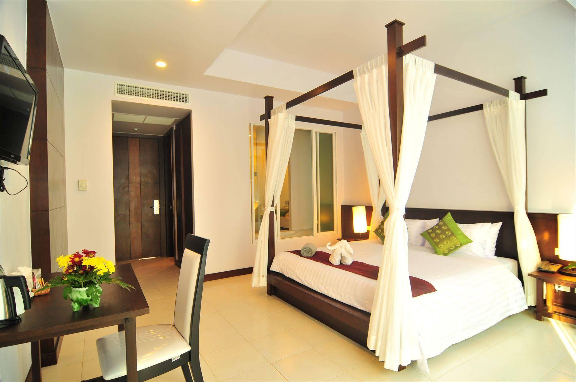 Kata beach resort spa 4